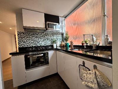 Apartamento de 2 alcobas en venta en Chapinero Central, Bogotá, 94 m² · foto 10 de 20