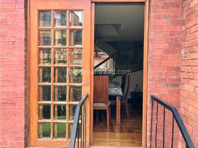 Casa de 3 alcobas en venta en Usaquen, Bogotá, 200 m² · foto 3 de 20