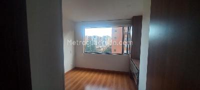 Apartamento de 3 alcobas en venta en Mazuren, Bogotá, 81 m² · foto 9 de 10