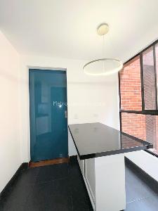 Apartamento de 3 alcobas en venta en Chico Reservado, Bogotá, 225 m² · foto 8 de 20