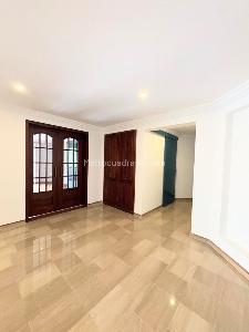 Apartamento de 3 alcobas en venta en Chico Reservado, Bogotá, 225 m² · foto 9 de 20