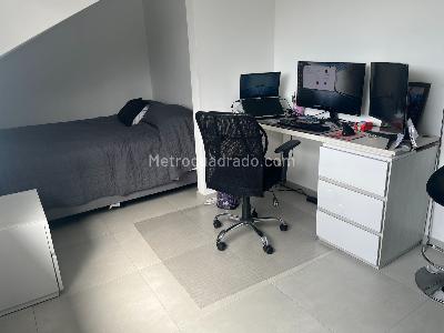 Apartamento de 2 alcobas en venta en San Cipriano, Bogotá, 55 m² · foto 8 de 18