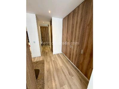 Apartaestudio en venta en Chico Norte, Bogotá, 38 m² · foto 6 de 6
