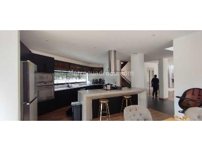 Casa de 4 alcobas en venta en Malibu, Bogotá, 306 m² · foto 17 de 20