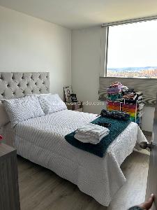 Apartamento de 3 alcobas en venta en Gratamira Campestre, Bogotá, 104 m² · foto 14 de 19