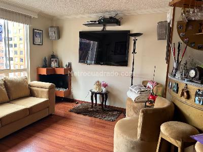 Apartamento en venta en Cedritos, Bogotá · foto 4 de 19