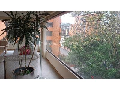 Apartamento de 3 alcobas en venta en Chico, Bogotá, 264 m² · foto 2 de 20
