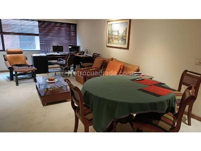Apartamento de 3 alcobas en venta en Chico, Bogotá, 264 m² · foto 8 de 20