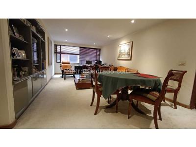 Apartamento de 3 alcobas en venta en Chico, Bogotá, 264 m² · foto 10 de 20