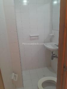 Apartamento en venta en Lagos De Cordoba, Bogotá · foto 2 de 10
