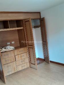 Apartamento en venta en Lagos De Cordoba, Bogotá · foto 3 de 10