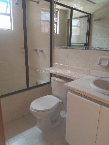Apartamento en venta en Lagos De Cordoba, Bogotá · foto 7 de 10