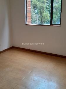 Apartamento en venta en Lagos De Cordoba, Bogotá · foto 8 de 10