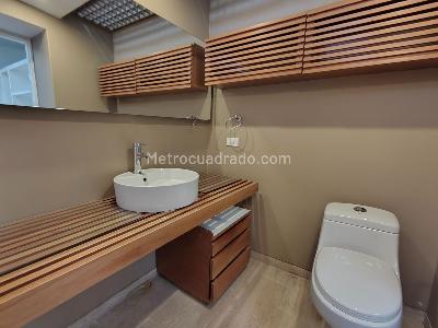 Casa de 4 alcobas en venta en Niza Antigua, Bogotá, 300 m² · foto 18 de 20