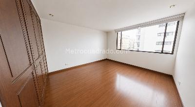 Apartamento de 3 alcobas en venta en Colina Campestre, Bogotá, 122 m² · foto 4 de 8
