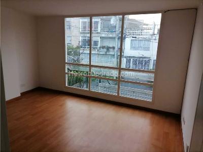 Apartamento en venta en La Soledad, Bogotá · foto 2 de 15