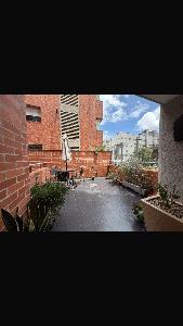 Apartamento de 3 alcobas en venta en La Calleja, Bogotá, 135 m² · foto 1 de 17