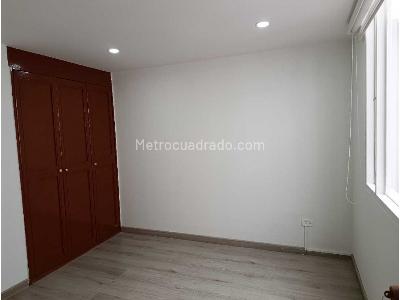 Apartamento de 2 alcobas en venta en Cedritos, Bogotá, 62 m² · foto 2 de 17
