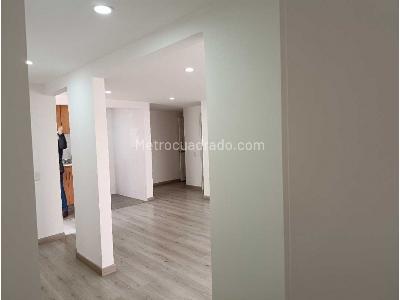 Apartamento de 2 alcobas en venta en Cedritos, Bogotá, 62 m² · foto 10 de 17