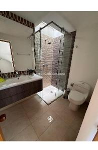 Casa de 3 alcobas en venta en Colina Campestre, Bogotá, 240 m² · foto 4 de 8
