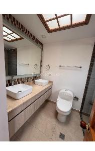 Casa de 3 alcobas en venta en Colina Campestre, Bogotá, 240 m² · foto 8 de 8