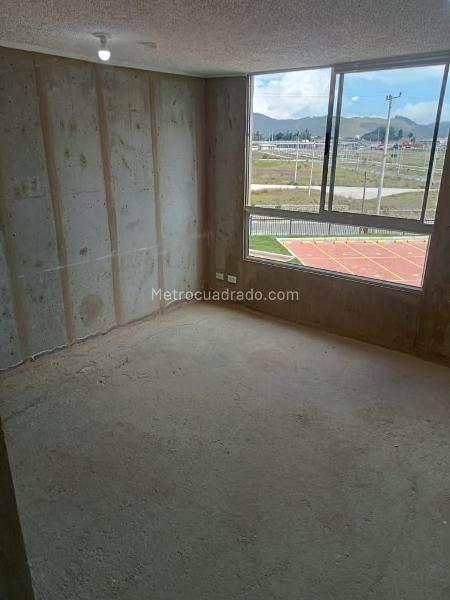 Piso – Soacha - Más