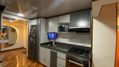 Apartamento de 3 alcobas en venta en Timiza A, Bogotá, 80 m² · foto 8 de 14