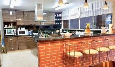 Casa de 5 alcobas en venta en El Poblado Las Palmas, Medellín, 400 m² · foto 7 de 20