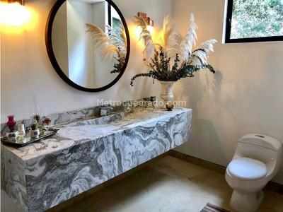 Casa de 4 alcobas en venta en Variante Aeropuerto, Envigado, 460 m² · foto 13 de 20