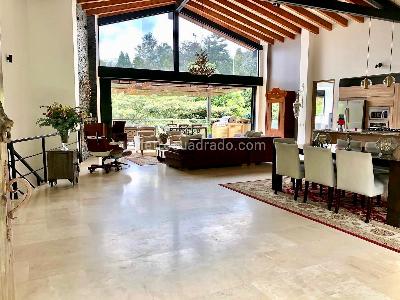 Casa de 4 alcobas en venta en Variante Aeropuerto, Envigado, 460 m² · foto 3 de 20