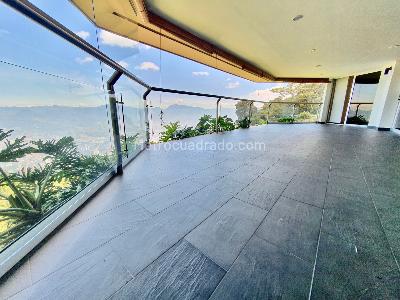 Casa de 3 alcobas en venta en El Poblado Las Palmas, Medellín, 540 m² · foto 7 de 20