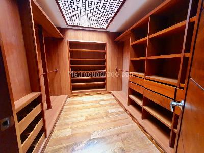 Casa de 3 alcobas en venta en El Poblado Las Palmas, Medellín, 540 m² · foto 11 de 20