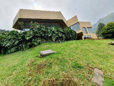 Casa de 3 alcobas en venta en El Poblado Las Palmas, Medellín, 540 m² · foto 18 de 20