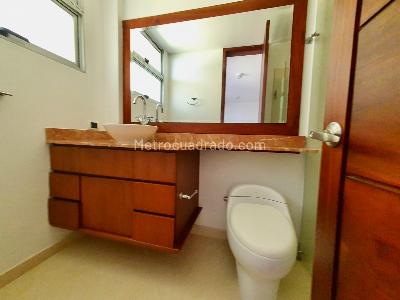 Casa de 3 alcobas en venta en El Poblado Las Palmas, Medellín, 540 m² · foto 17 de 20