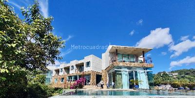 Casa de 5 alcobas en venta en El Poblado Las Palmas, Medellín, 900 m² · foto 2 de 20