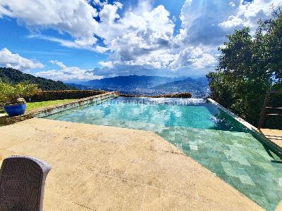 Casa de 5 alcobas en venta en El Poblado Las Palmas, Medellín, 900 m² · foto 5 de 20