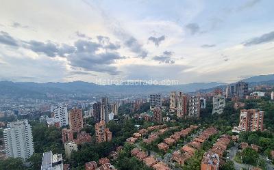 Apartamento de 2 alcobas en venta en Poblado San Lucas, Medellín, 129 m² · foto 11 de 20