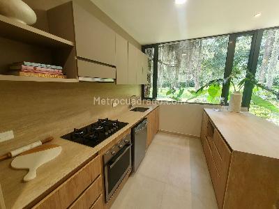 Apartamento de 3 alcobas en venta en Poblado San Lucas, Medellín, 145 m² · foto 4 de 20