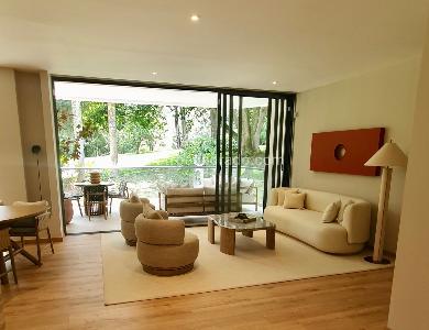 Apartamento de 3 alcobas en venta en Poblado San Lucas, Medellín, 145 m² · foto 2 de 20
