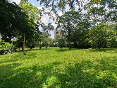Apartamento de 3 alcobas en venta en Poblado San Lucas, Medellín, 145 m² · foto 16 de 20