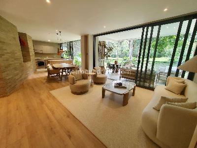 Apartamento de 3 alcobas en venta en Poblado San Lucas, Medellín, 202 m² · foto 2 de 20