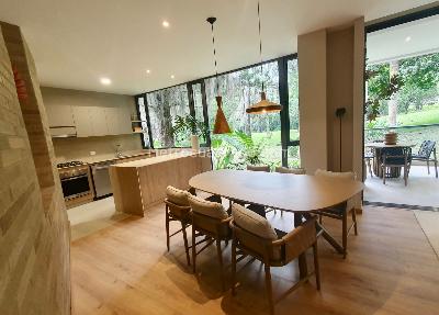 Apartamento de 3 alcobas en venta en Poblado San Lucas, Medellín, 202 m² · foto 3 de 20