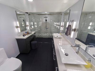 Apartamento de 3 alcobas en venta en Poblado Los Balsos, Medellín, 154 m² · foto 17 de 20