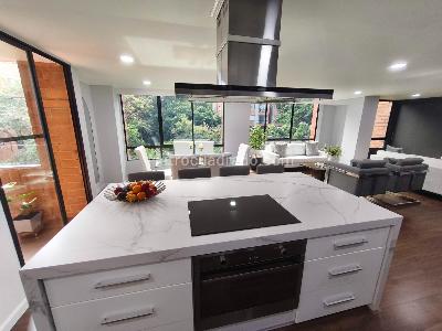Apartamento de 3 alcobas en venta en Poblado Los Balsos, Medellín, 154 m² · foto 5 de 20