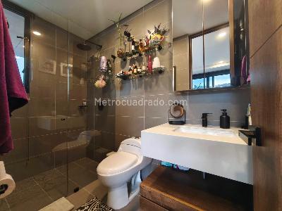 Apartamento de 2 alcobas en venta en El Poblado Las Palmas, Medellín, 95 m² · foto 13 de 20