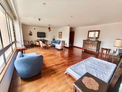 Apartamento de 3 alcobas en venta en El Poblado Los Gonzales, Medellín, 386 m² · foto 14 de 20