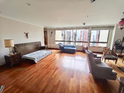 Apartamento de 3 alcobas en venta en El Poblado Los Gonzales, Medellín, 386 m² · foto 13 de 20