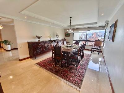 Apartamento de 3 alcobas en venta en El Poblado Los Gonzales, Medellín, 386 m² · foto 5 de 20