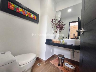 Casa de 3 alcobas en venta en El Tablazo, Rionegro, 420 m² · foto 16 de 20