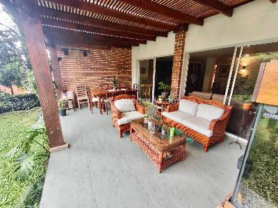 Casa de 3 alcobas en venta en Poblado San Lucas, Medellín, 200 m² · foto 9 de 20